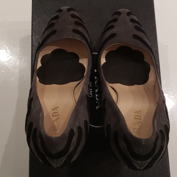 Prada heels - Picture 5 of 8